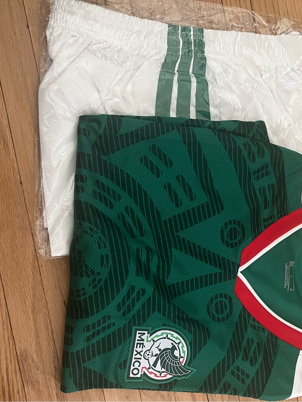 Unofficial Mexico World Cup Jersey with matching white shorts